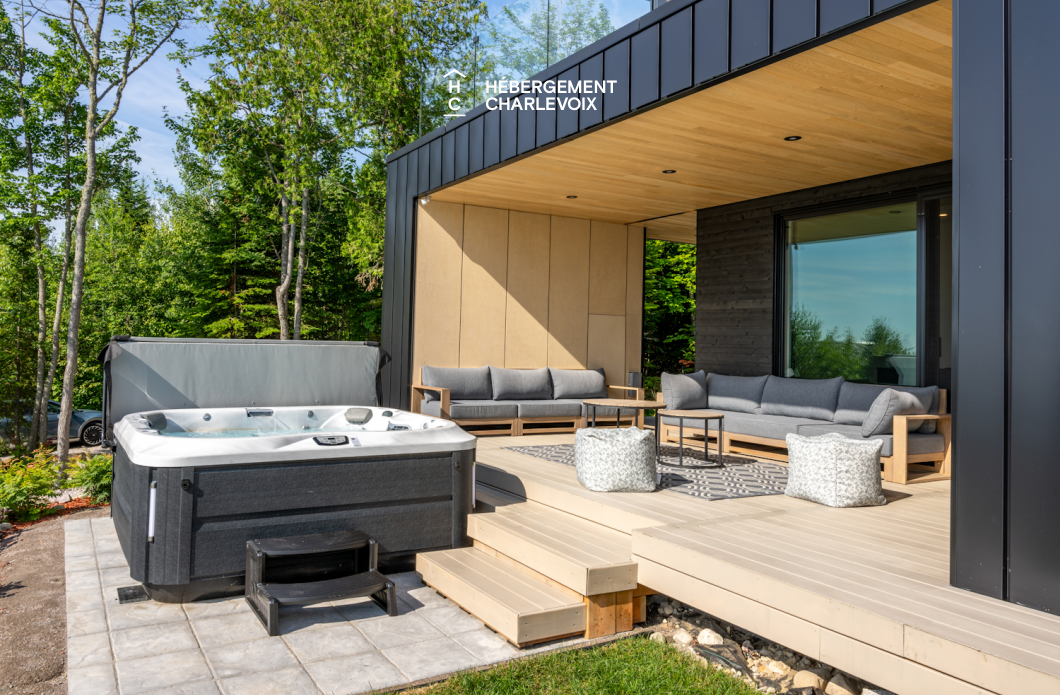 ALT-49 - Villa contemporaine offrant les splendeurs du St-Laurent!